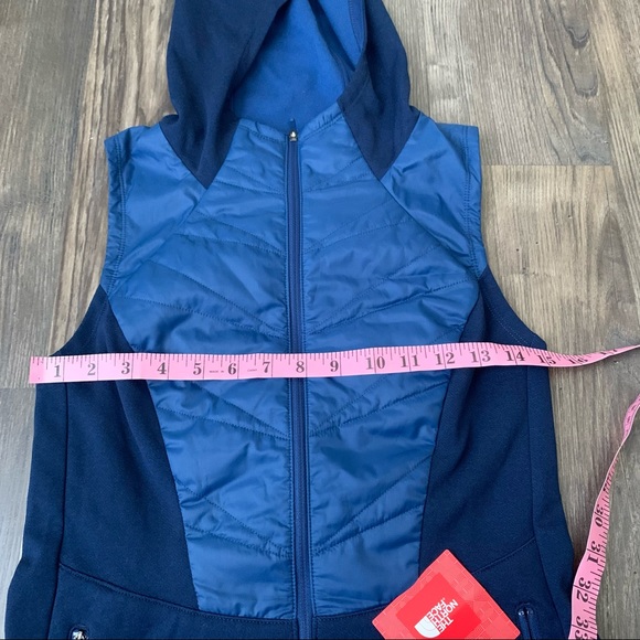 The North Face NEW Motivation Psonic Flashdry in Estate Blue Vest - Picture 11 of 14